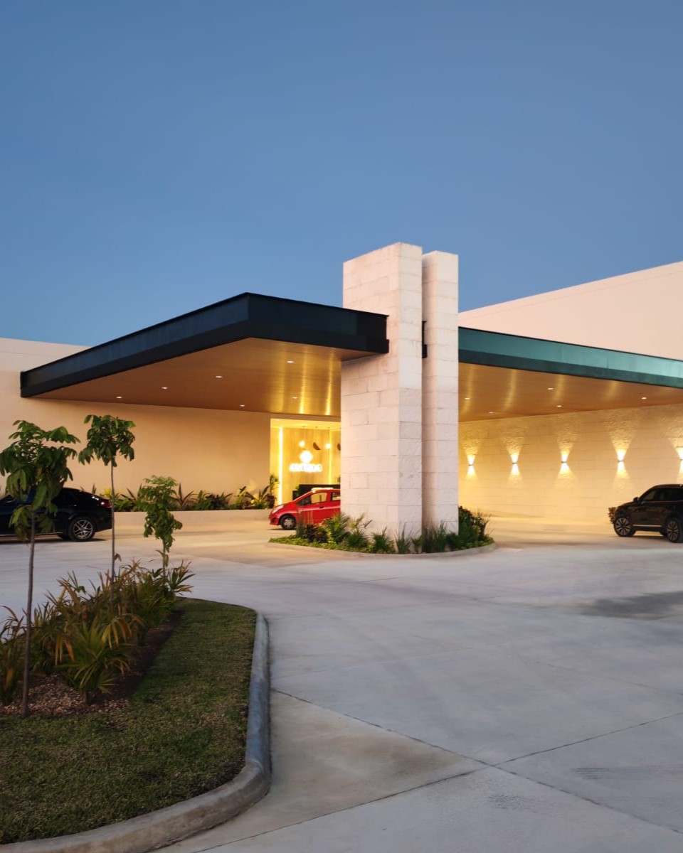 Motor lobby