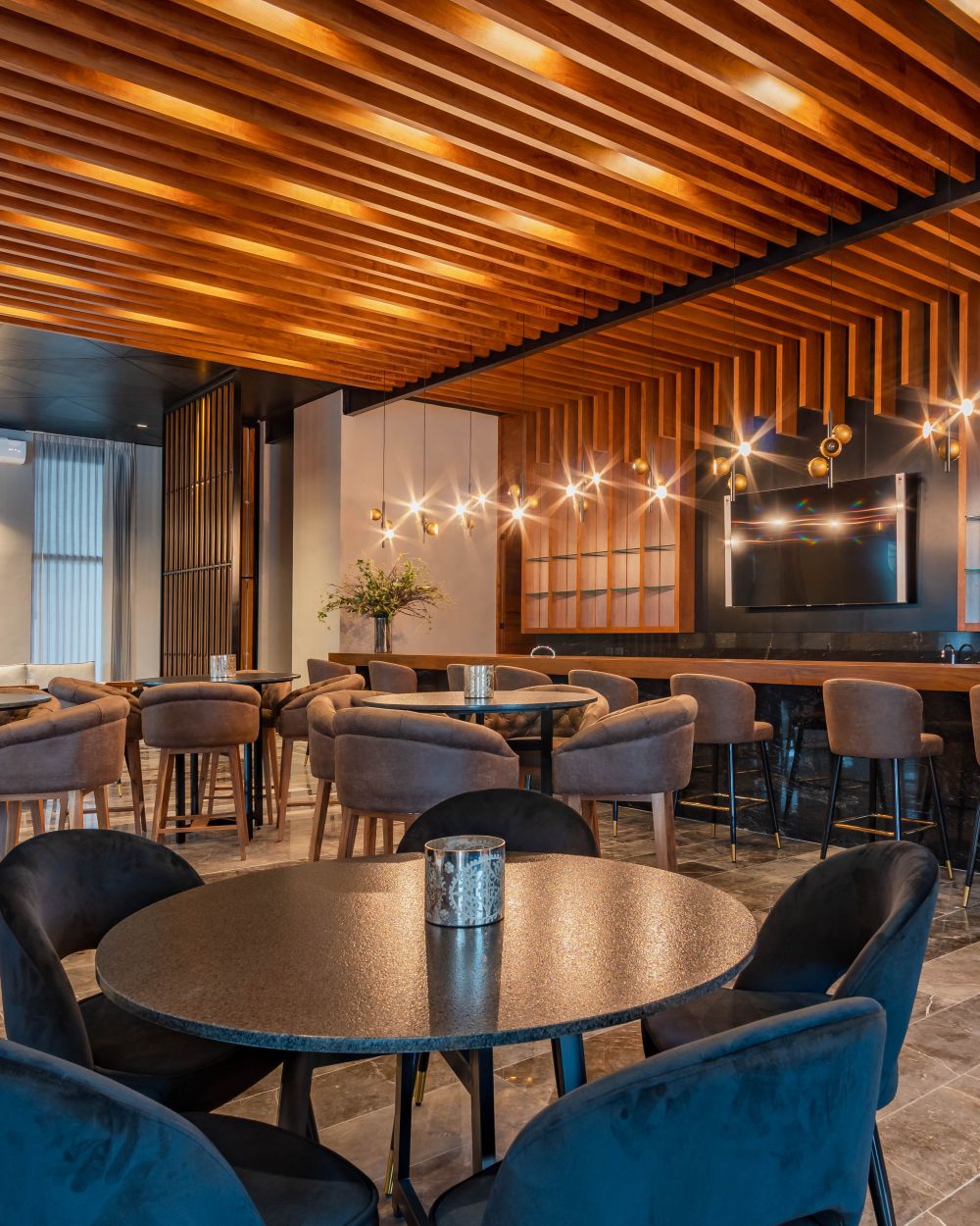 Lounge bar